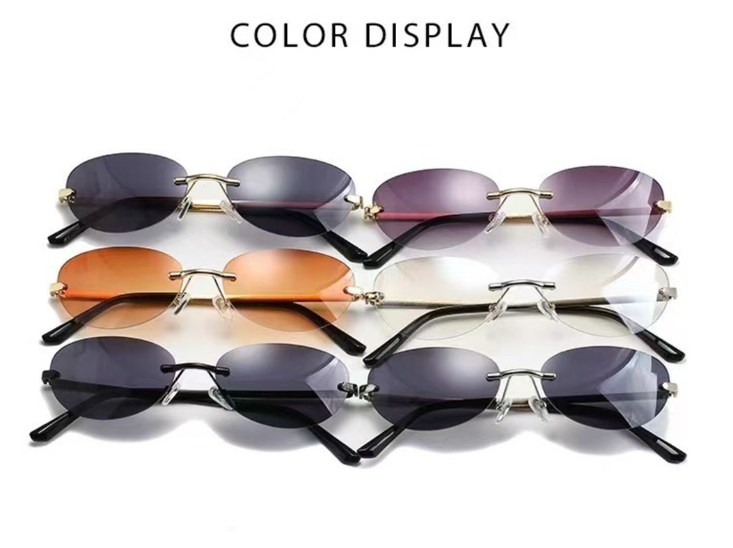 Occhiali da Sole Ovali Senza M - Metal Photo Panel recensione e prezzo