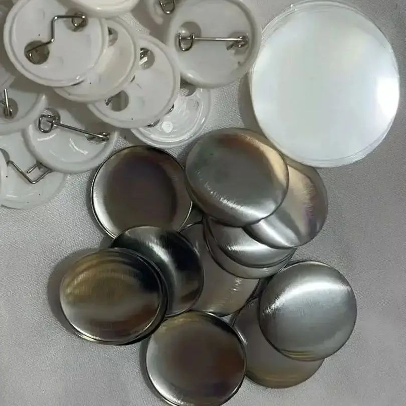200 set di materiali grezzi pe - Button Badge Blank recensione e prezzo